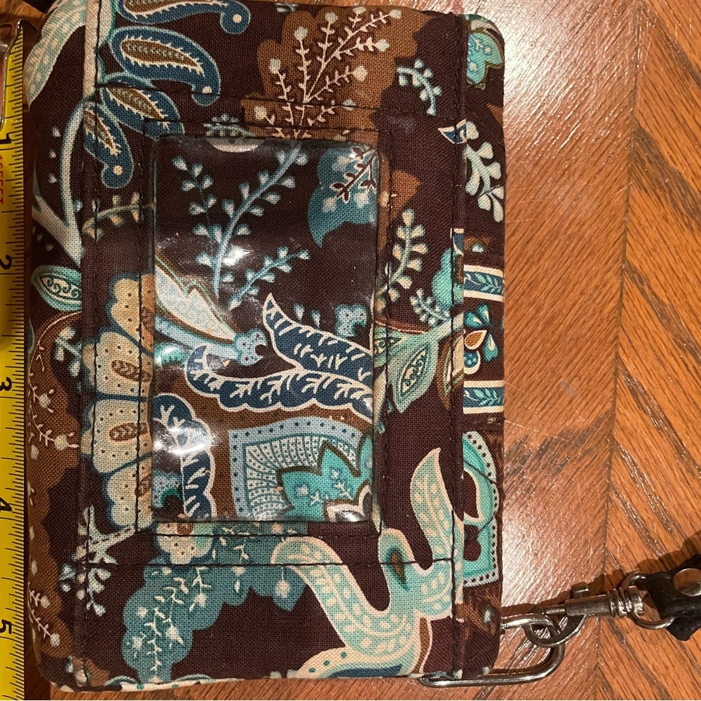 Vera Bradley Wristlet - Picture 6 of 6